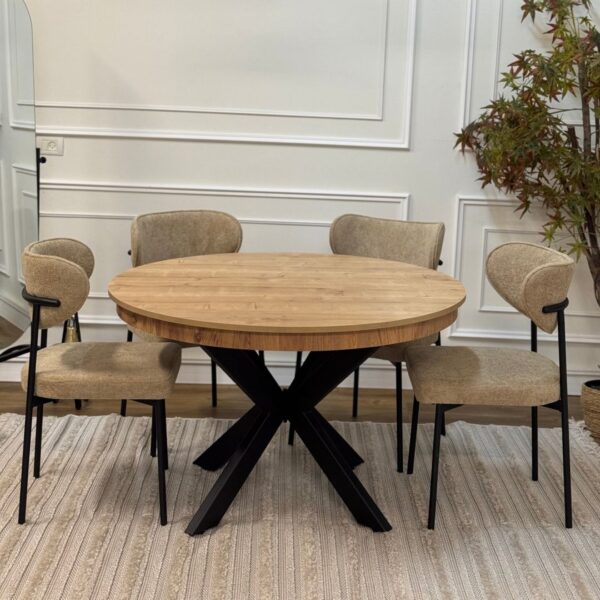 פינת אוכל לונה כוללת 4 כסאות בוקלה