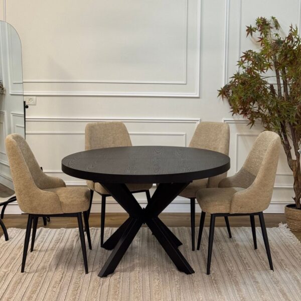 פינת אוכל נאור כוללת 4 כסאות